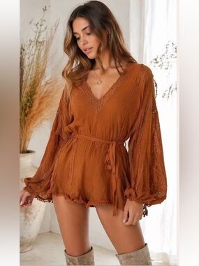 Free People Boho Crochet Lace Romper Bell Sleeve Tie Waist Rust Brown Festival S